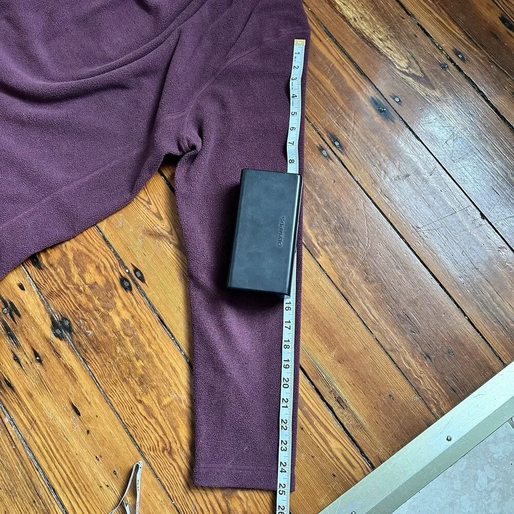 The North Face Pullover M/Adult Maroon 1/4 Zip Fleece Lightweight
